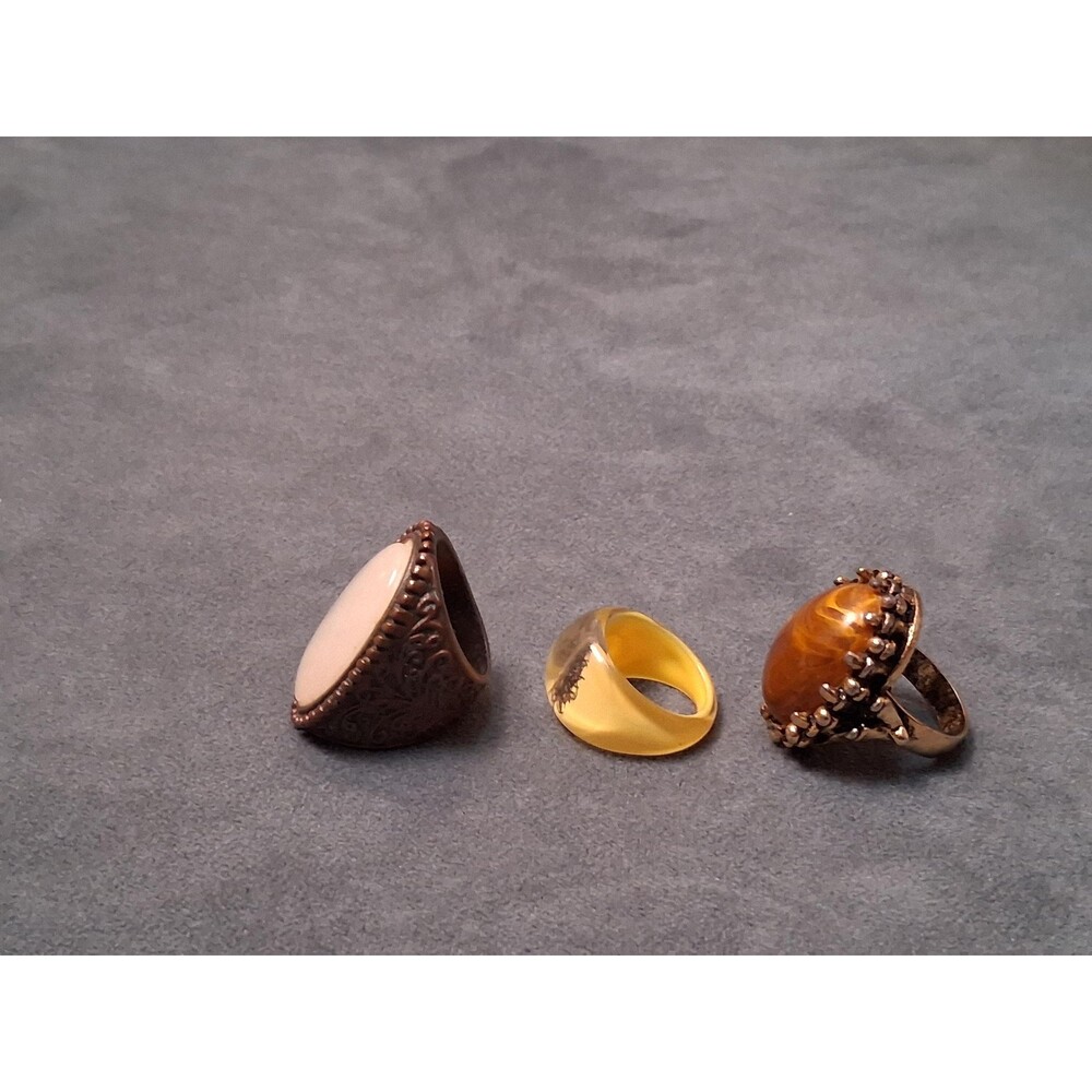 Vintage Lucite Rings (3) Inclusion & MOP Style - Picture 3 of 5